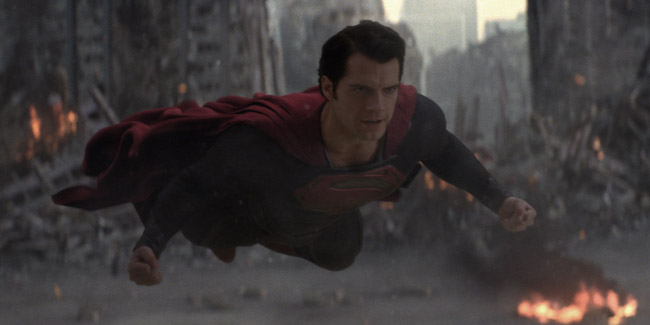 El hombre de Acero_Cavill_Superman volando